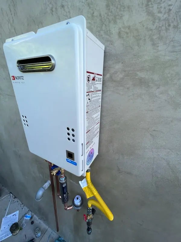 Tankless water heater installation for Da Costa homes